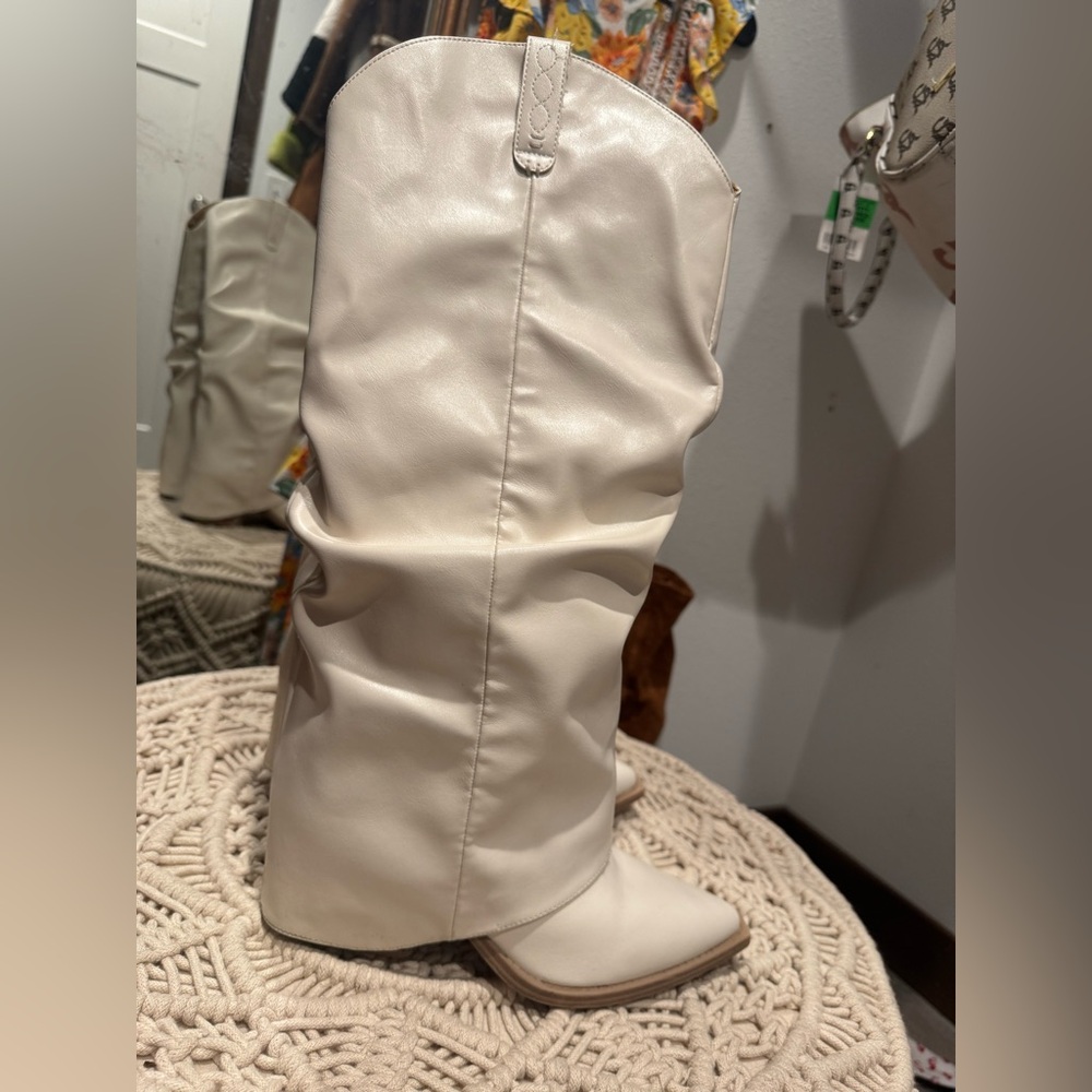 Crown Vintage Cream Slouchy Boots